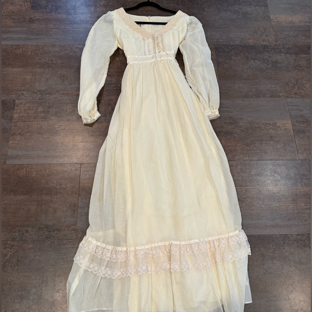 Vintage Jessica gunne sax dress